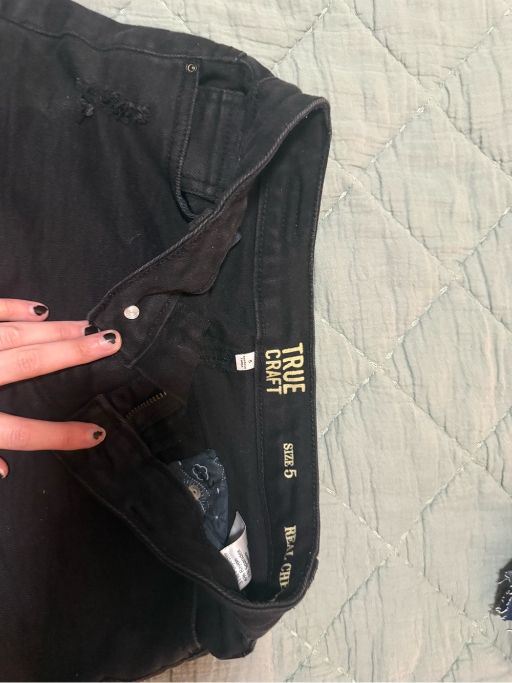 True Craft Black High-Waist Short